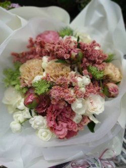 画像2: 店長におまかせ花束５０００円